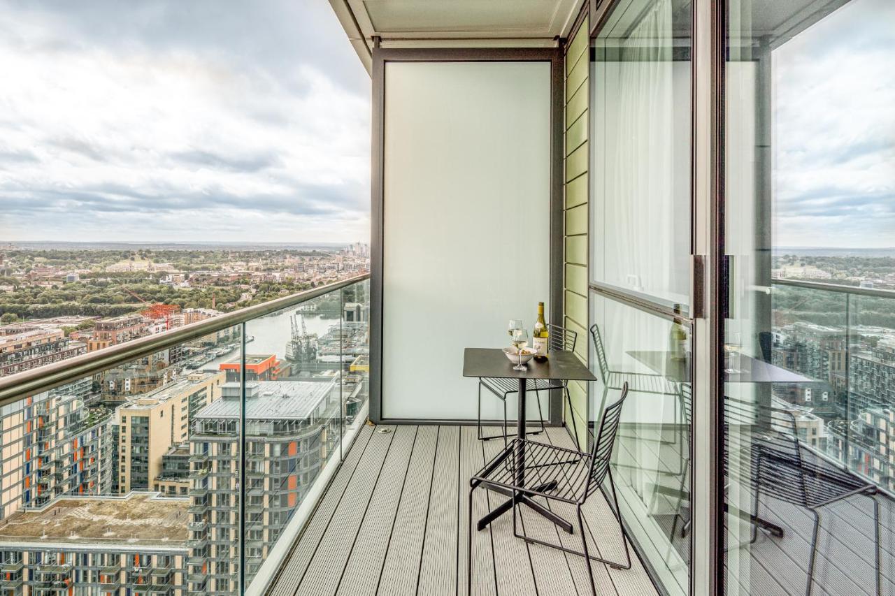 Urban Rest Canary Wharf Apartments ลอนดอน ภายนอก รูปภาพ