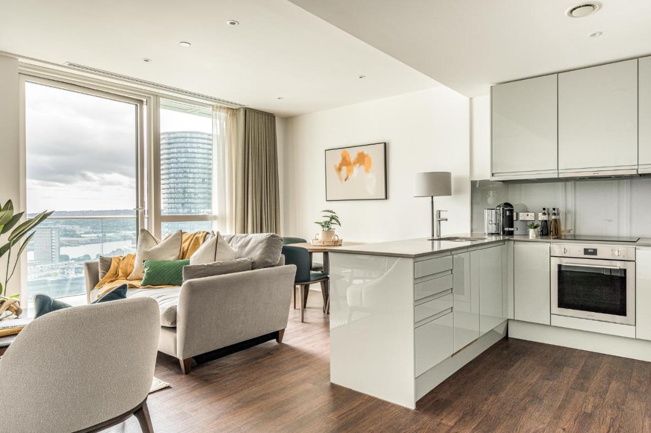 Urban Rest Canary Wharf Apartments ลอนดอน ภายนอก รูปภาพ