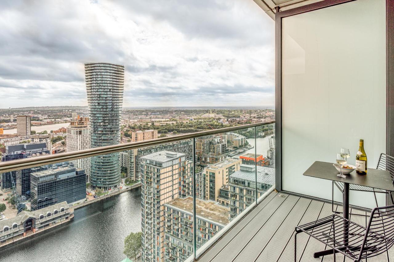 Urban Rest Canary Wharf Apartments ลอนดอน ภายนอก รูปภาพ